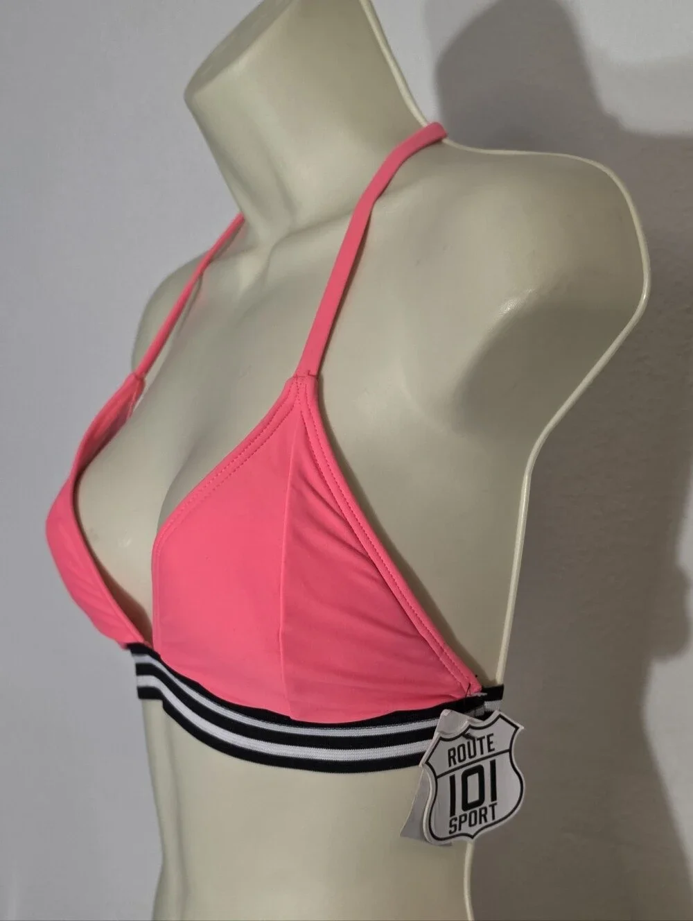 Route 101 Sport Bikini Top Neon Pink Triangle Pink Size M - Picture 8 of 16